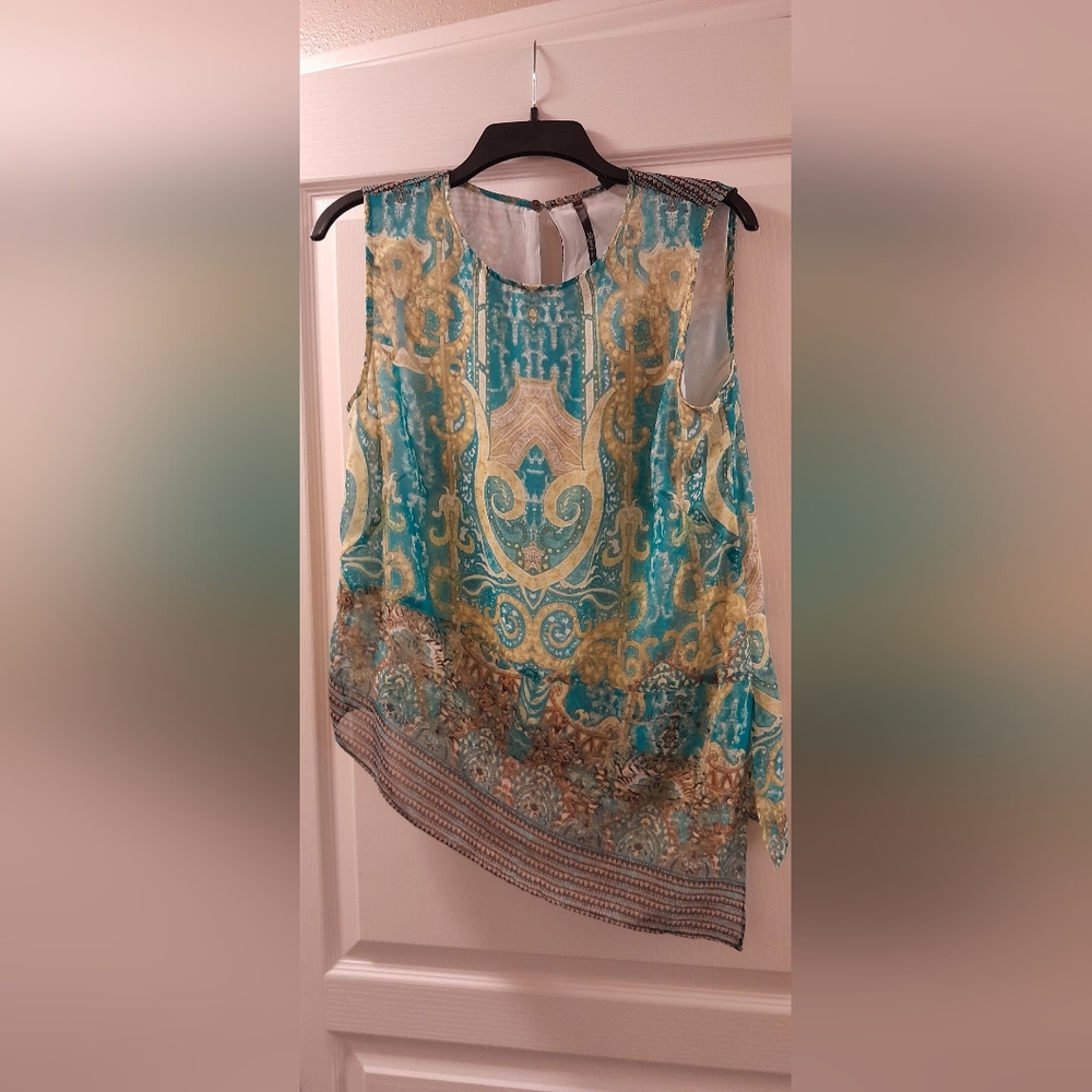 Skye's The Limit Sleeveless Top Size S